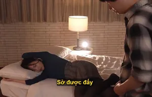 Cặc bố to quá đút không vừa lồn con mất Melody Marks
